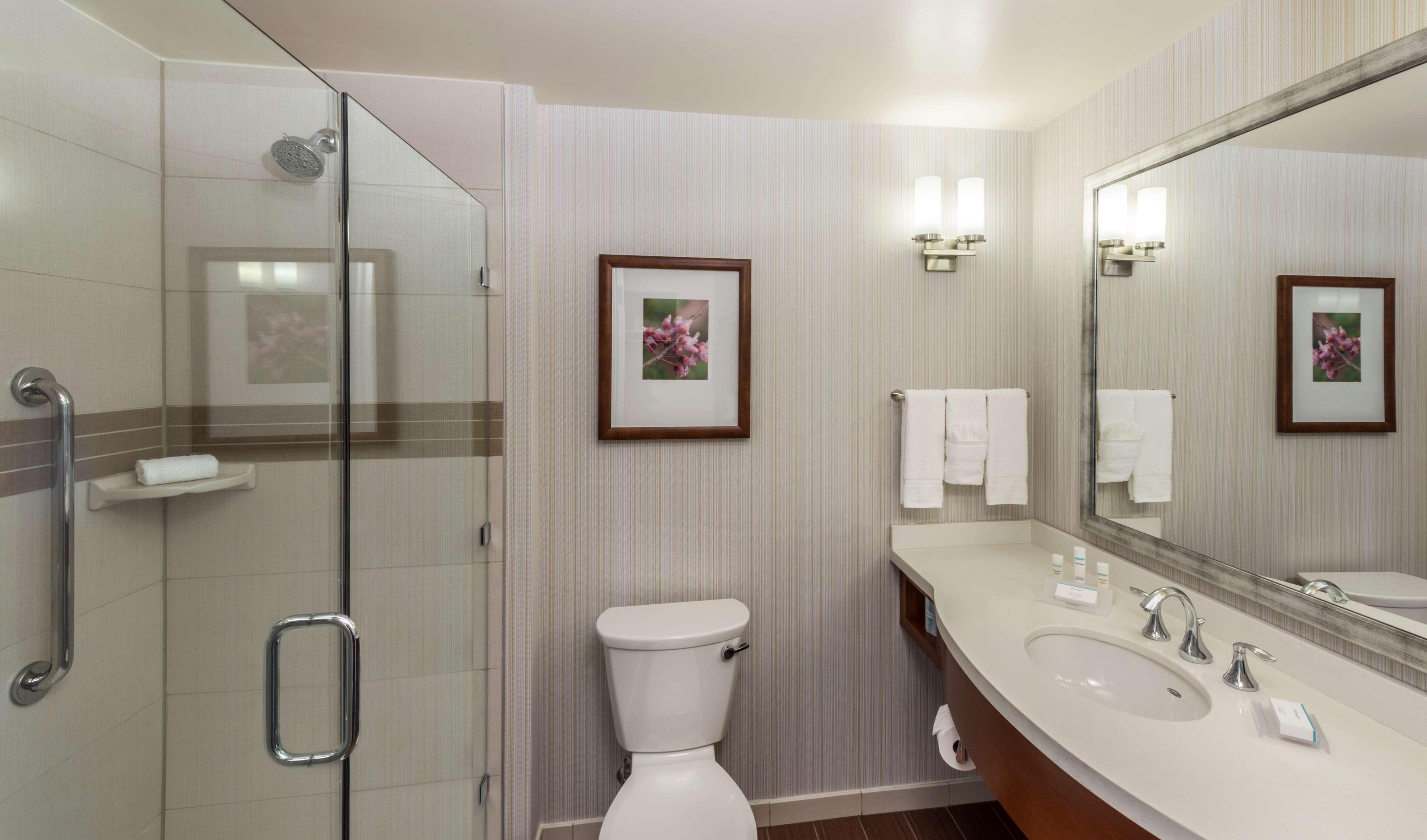 Hilton Garden Inn Alexandria Old Town National Harbor Eksteriør billede