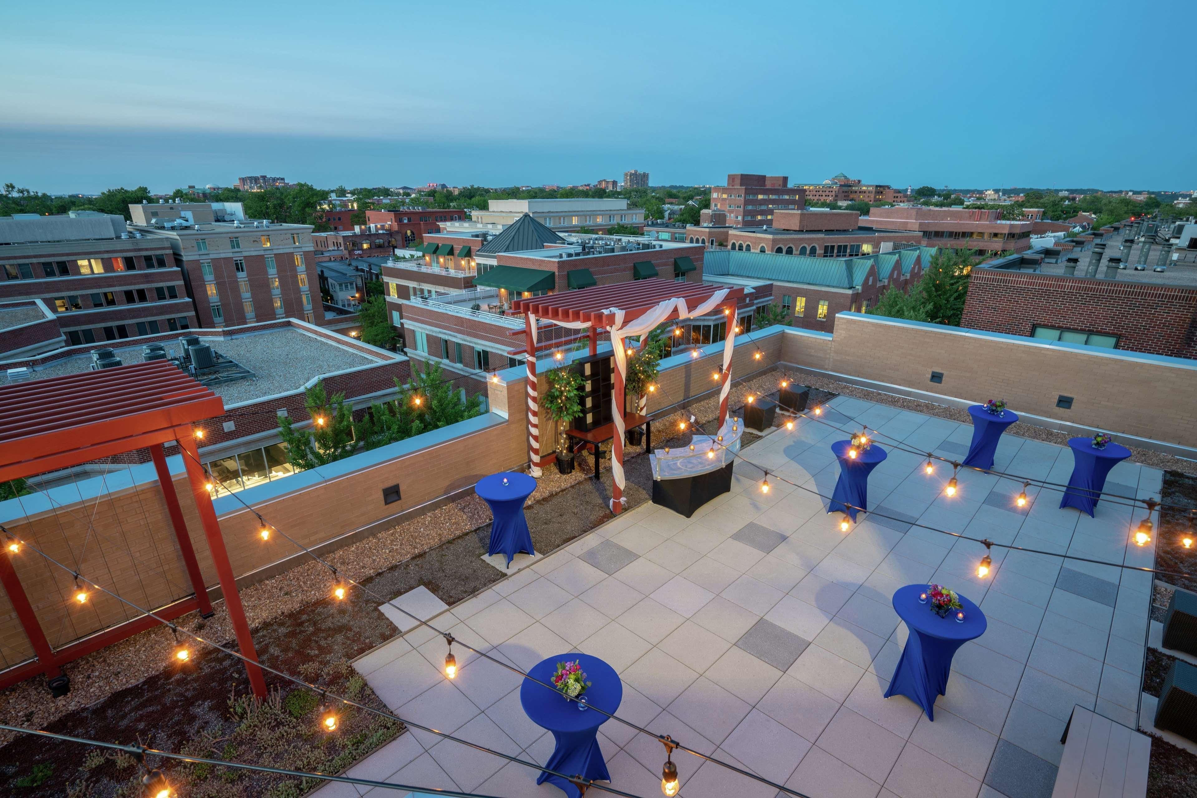 Hilton Garden Inn Alexandria Old Town National Harbor Eksteriør billede