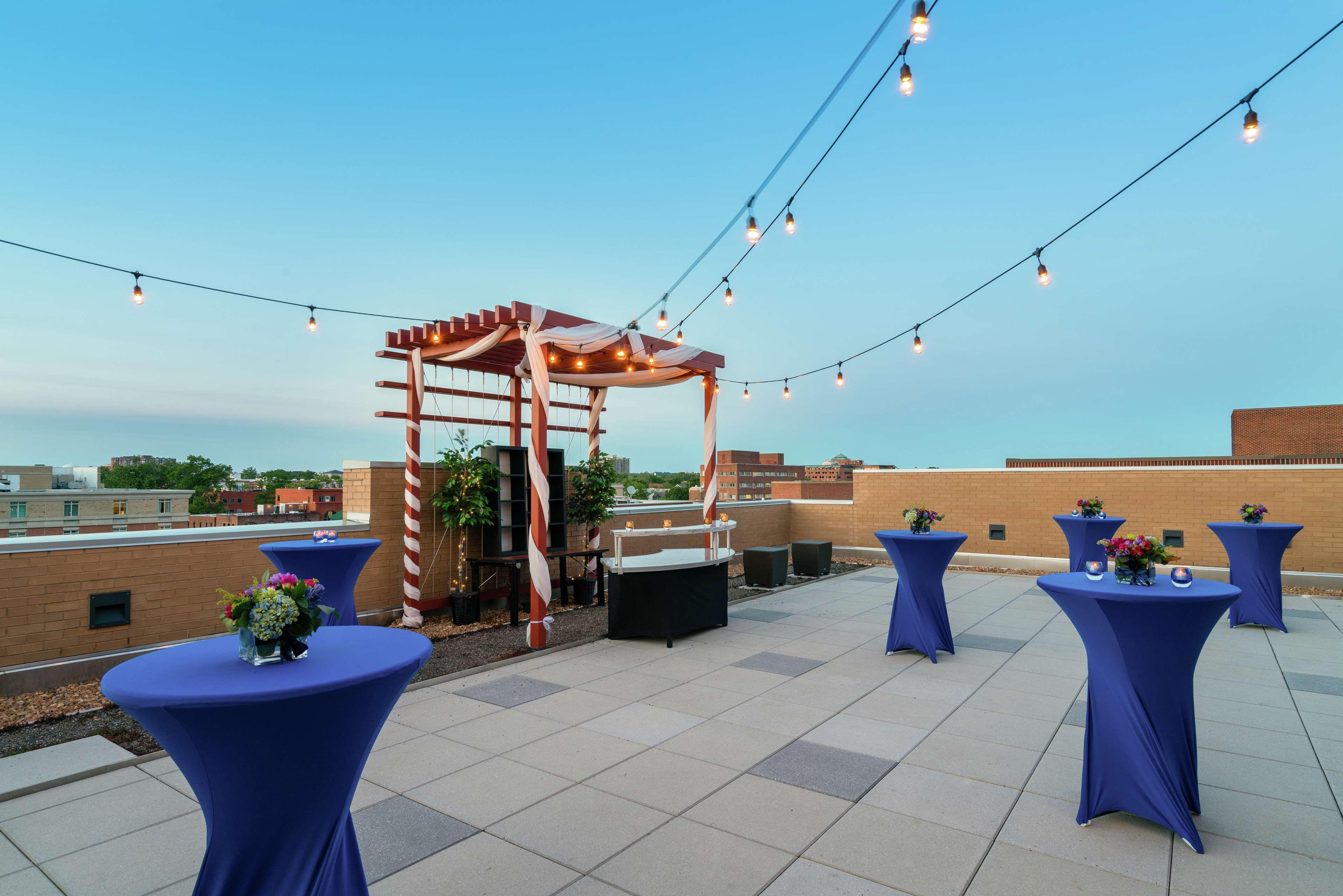 Hilton Garden Inn Alexandria Old Town National Harbor Eksteriør billede