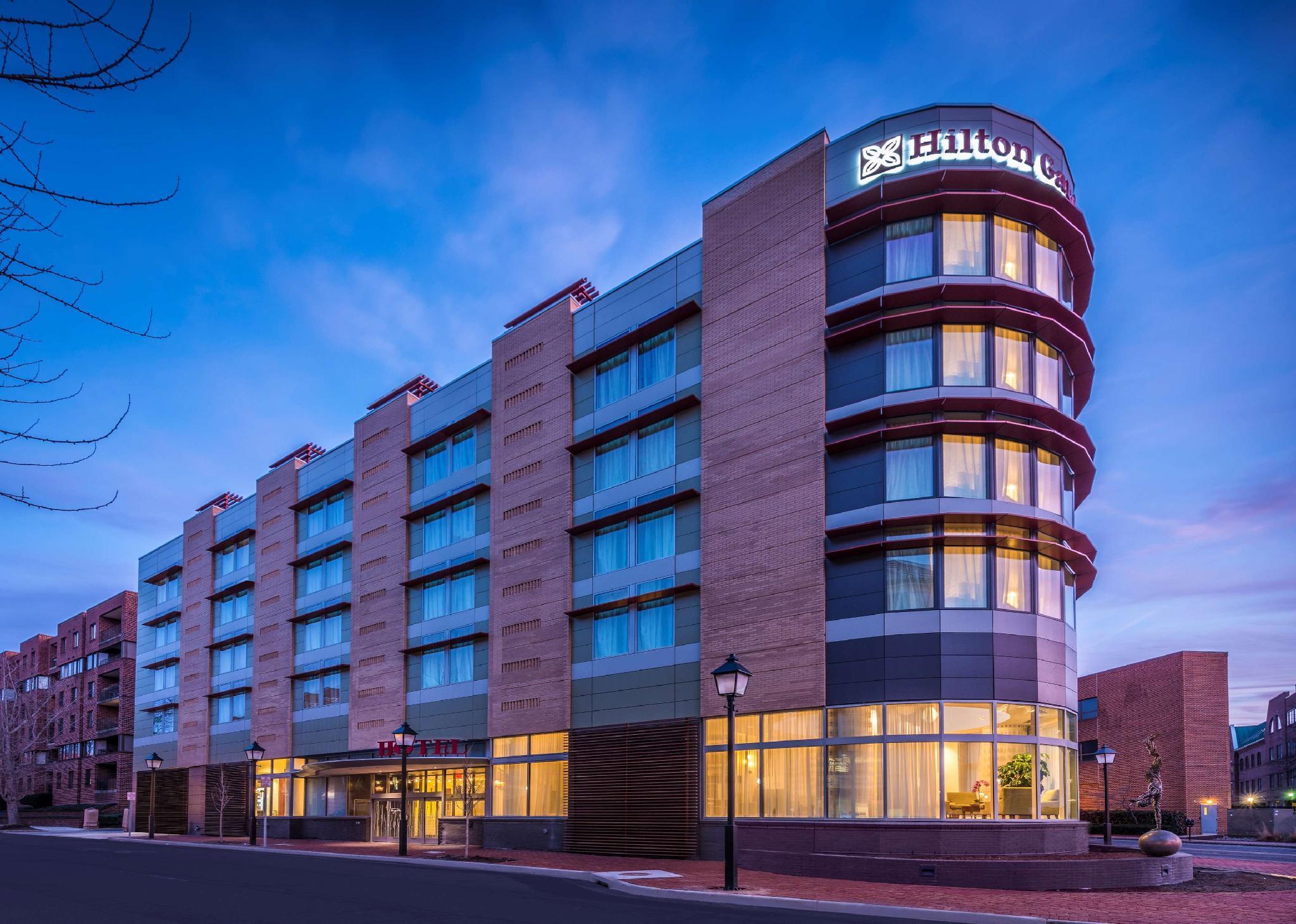 Hilton Garden Inn Alexandria Old Town National Harbor Eksteriør billede