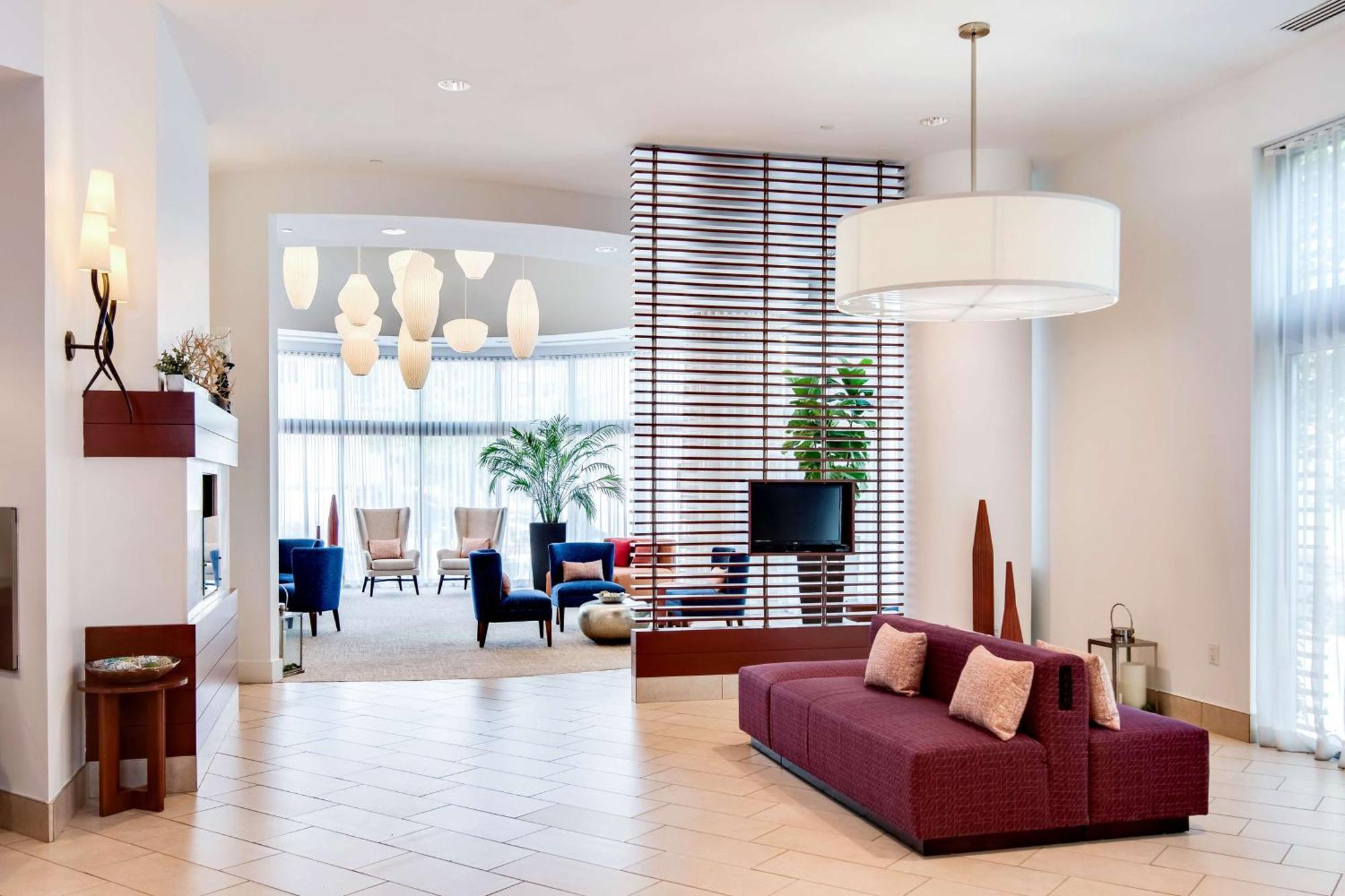 Hilton Garden Inn Alexandria Old Town National Harbor Eksteriør billede