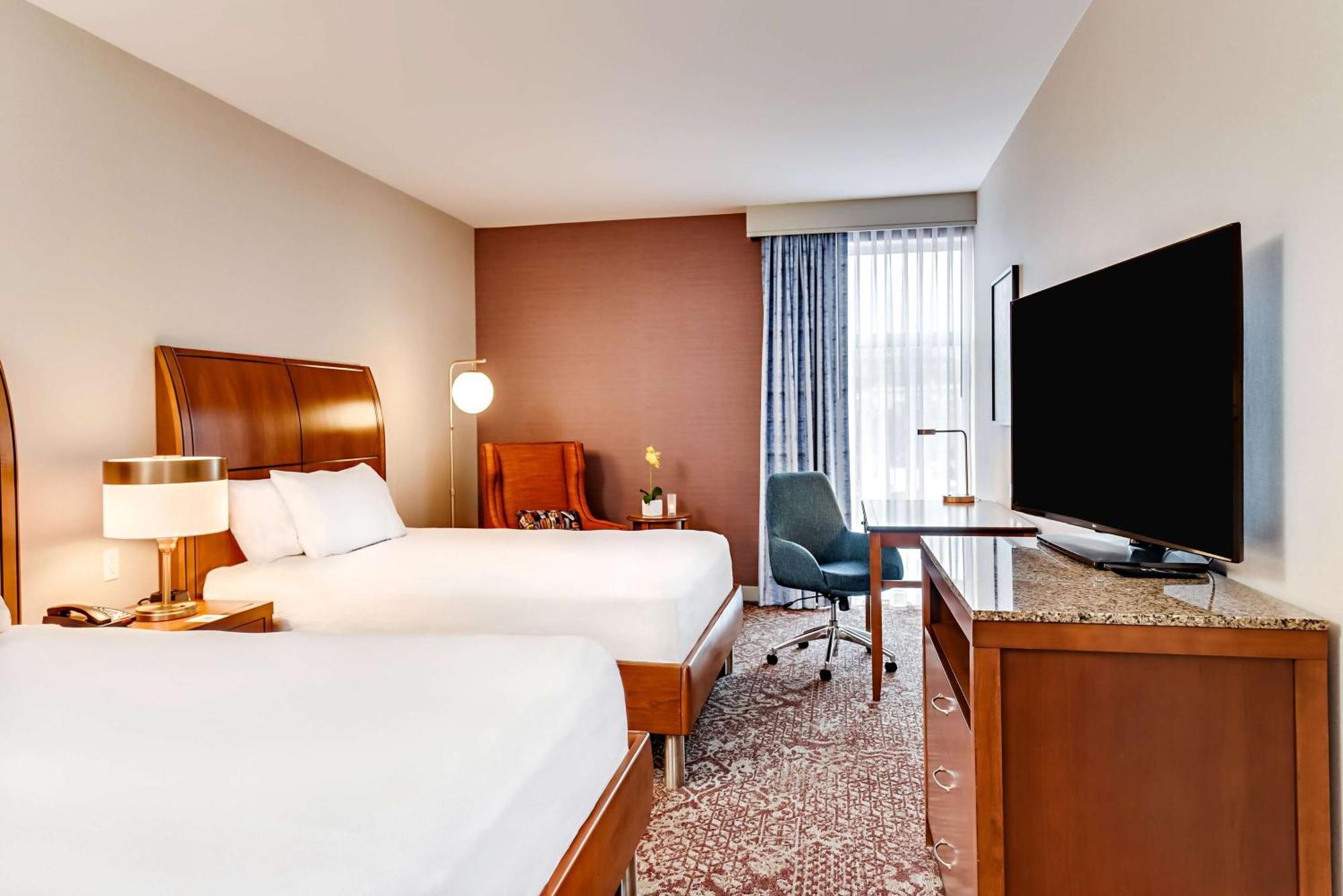 Hilton Garden Inn Alexandria Old Town National Harbor Eksteriør billede