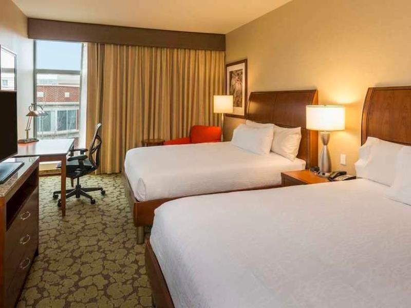 Hilton Garden Inn Alexandria Old Town National Harbor Eksteriør billede