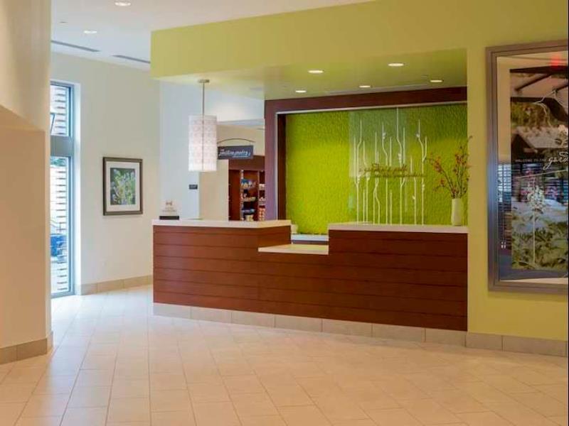 Hilton Garden Inn Alexandria Old Town National Harbor Eksteriør billede