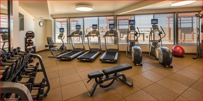 Hilton Garden Inn Alexandria Old Town National Harbor Eksteriør billede